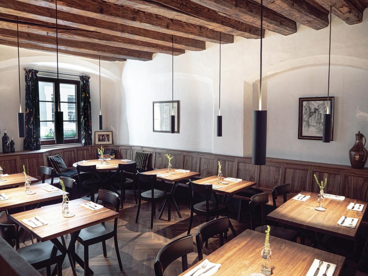Boutiquehotel Weisses Roessl Innsbruck Exterior photo