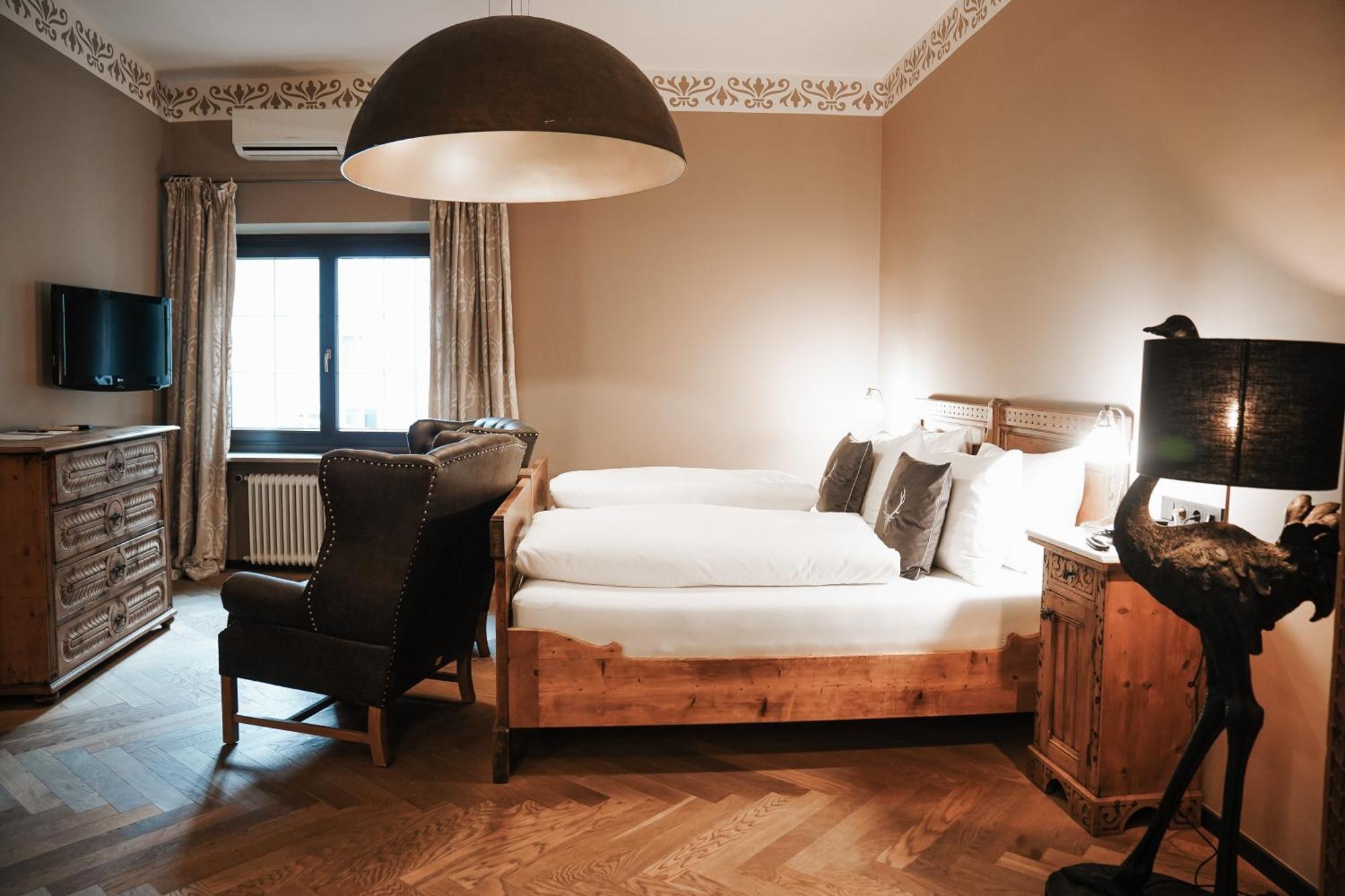 Boutiquehotel Weisses Roessl Innsbruck Exterior photo