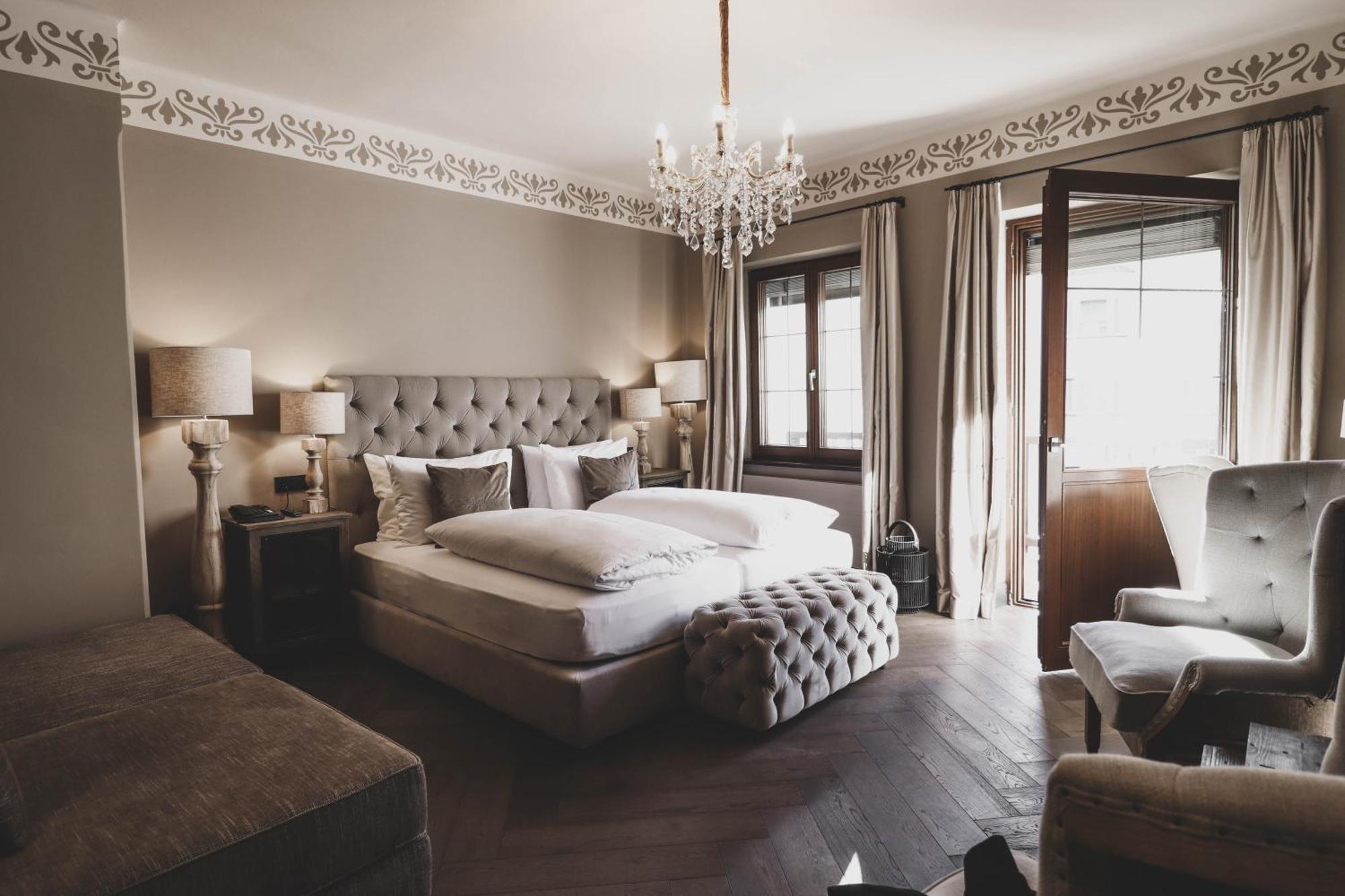 Boutiquehotel Weisses Roessl Innsbruck Exterior photo