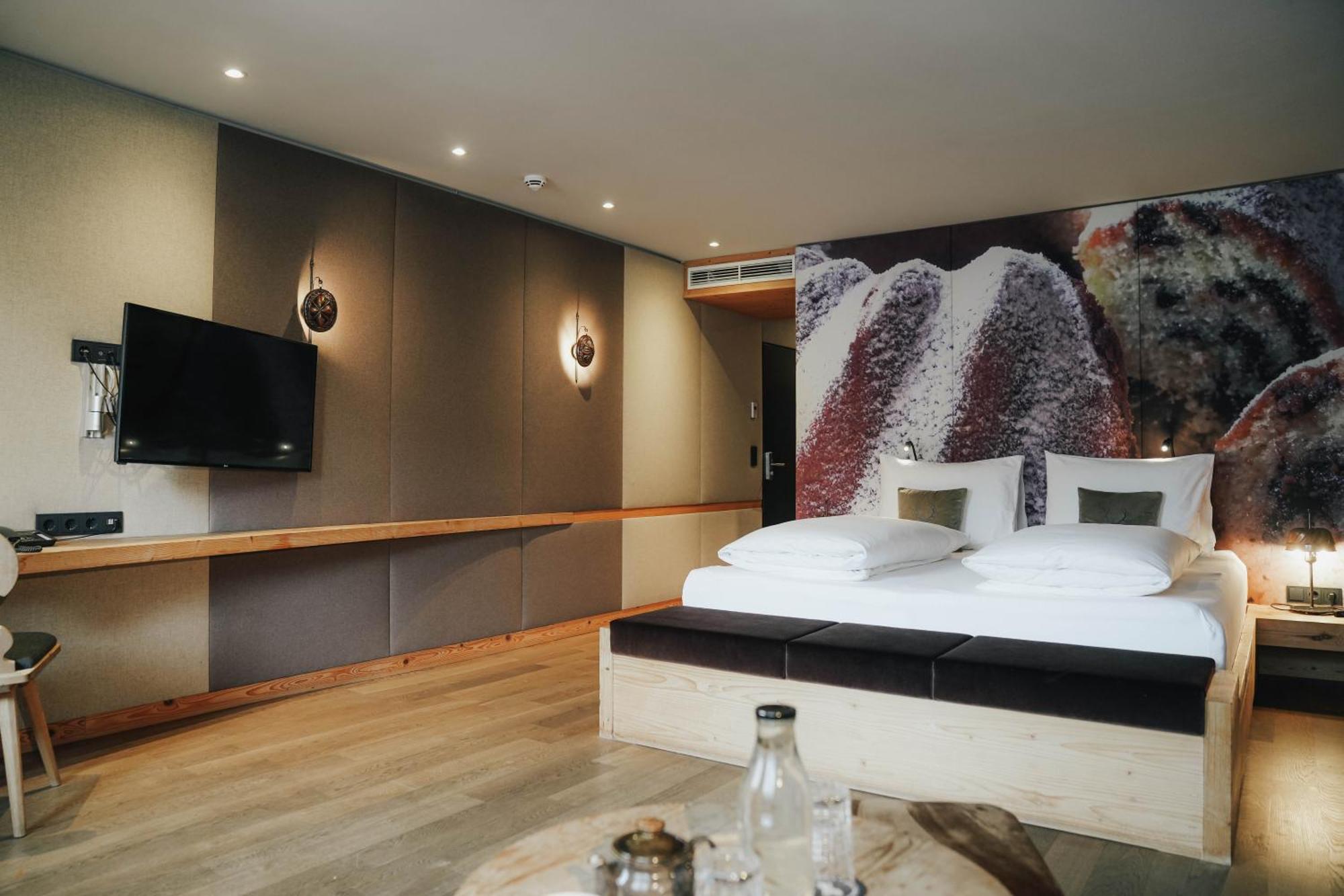 Boutiquehotel Weisses Roessl Innsbruck Exterior photo