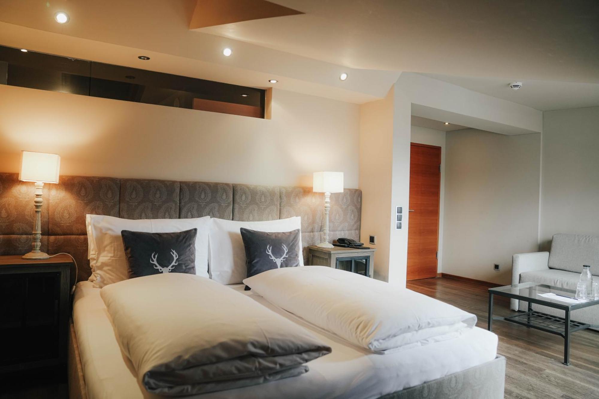 Boutiquehotel Weisses Roessl Innsbruck Exterior photo