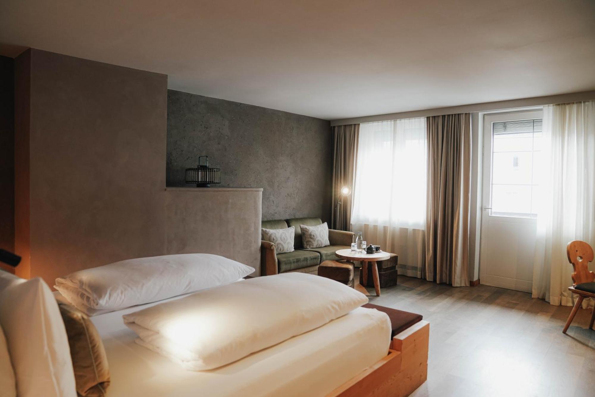 Boutiquehotel Weisses Roessl Innsbruck Exterior photo
