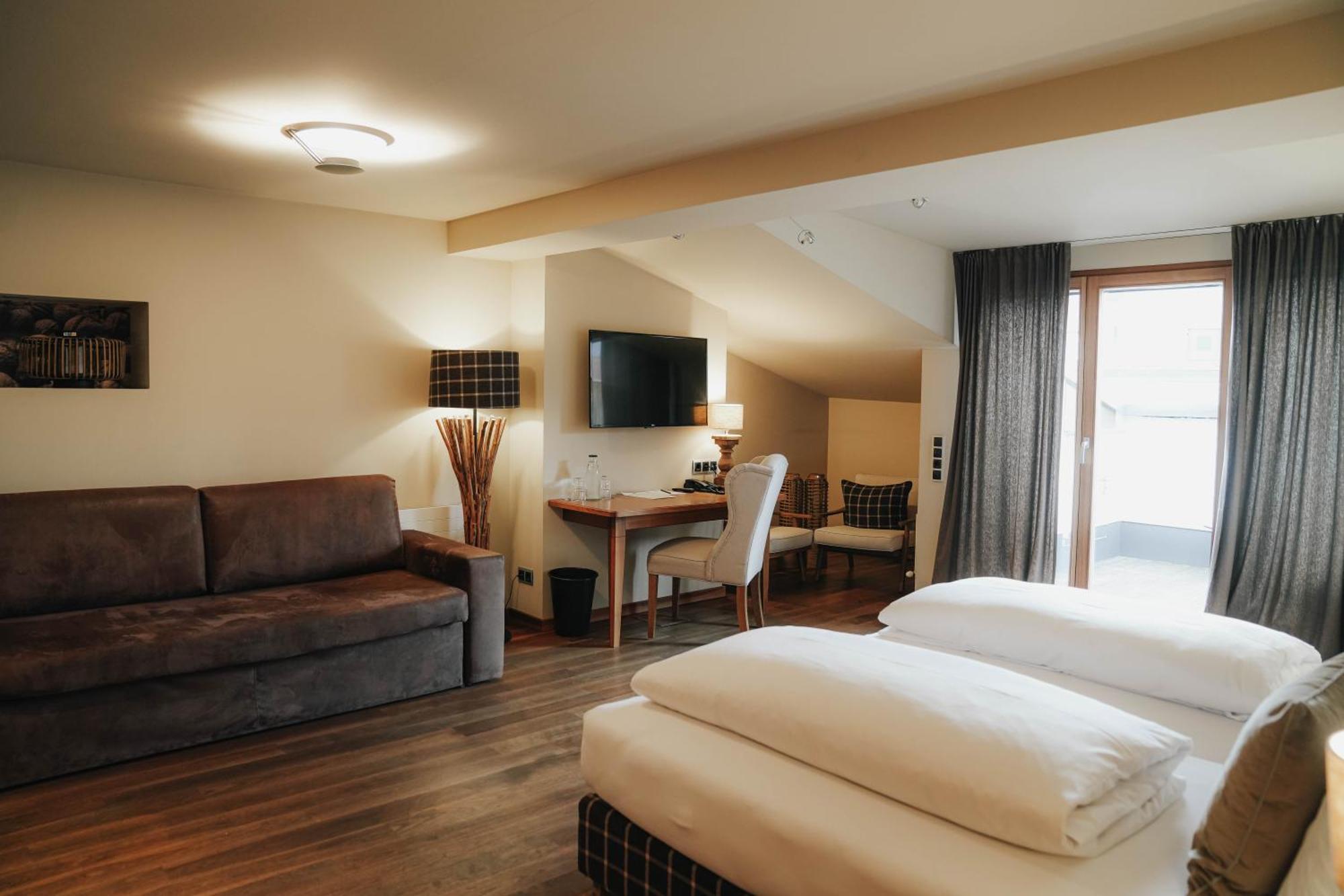 Boutiquehotel Weisses Roessl Innsbruck Exterior photo